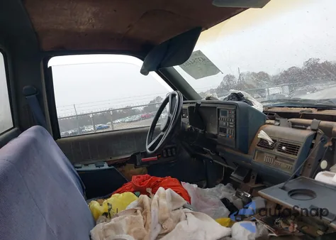 1991 Chevrolet Gmt-400 K1500 z USA, uszkodzony, nr VIN 1GCDK14K1MZ119531